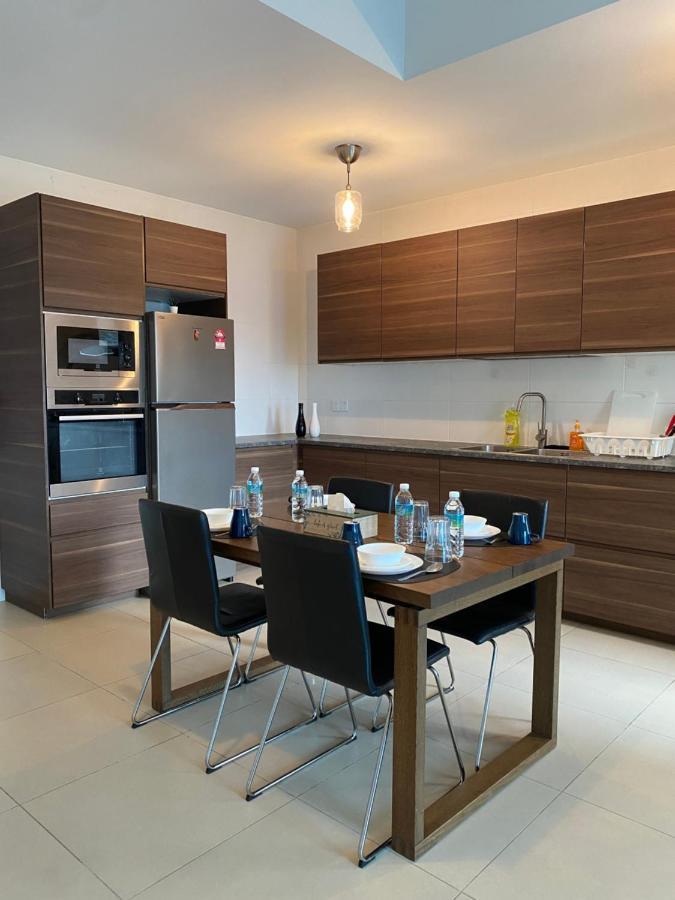 Reizz Residence By Leo Suites Kuala Lumpur Extérieur photo