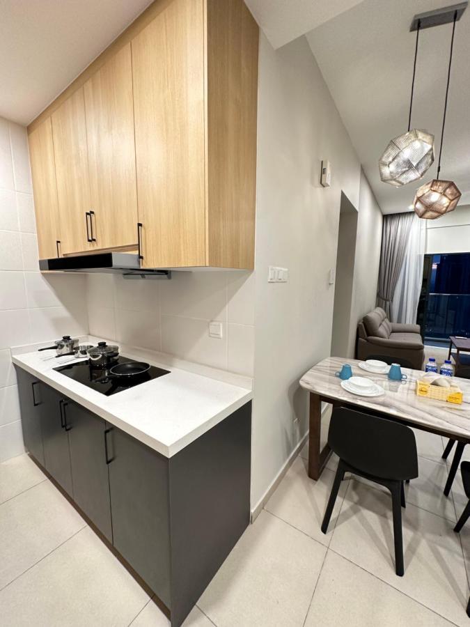 Reizz Residence By Leo Suites Kuala Lumpur Extérieur photo