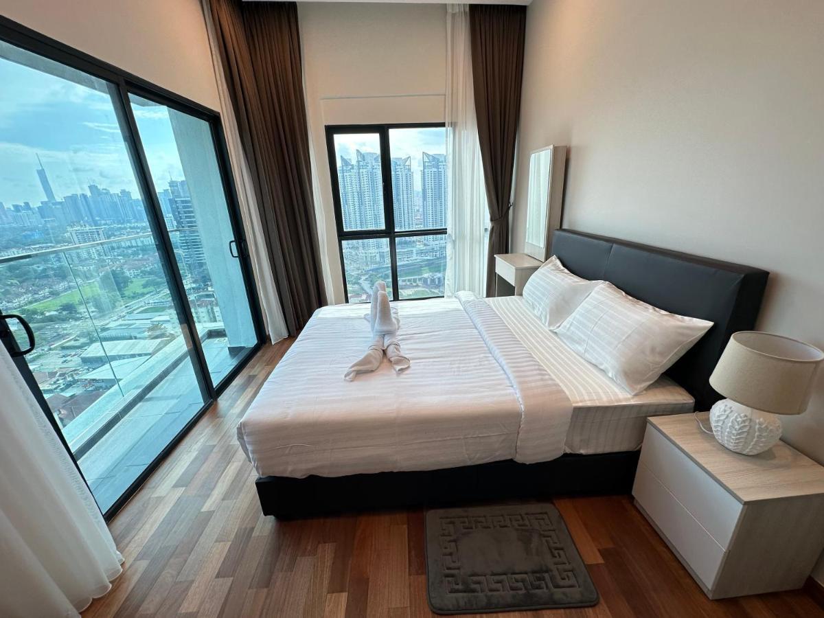 Reizz Residence By Leo Suites Kuala Lumpur Extérieur photo